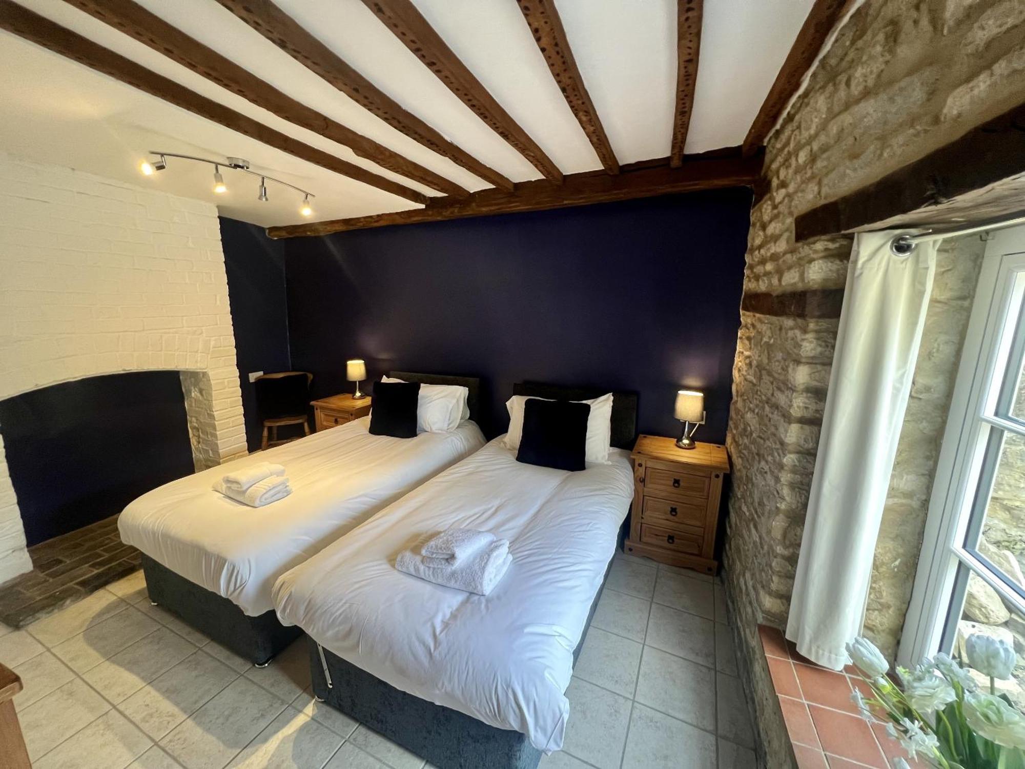 Villa The Old Coach House Witney Exterior foto
